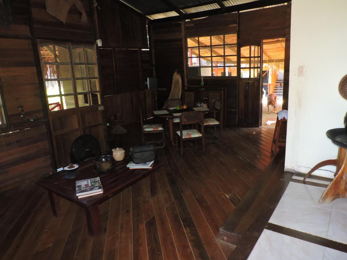 Posada Turistica Quenari Wii Миту Экстерьер фото